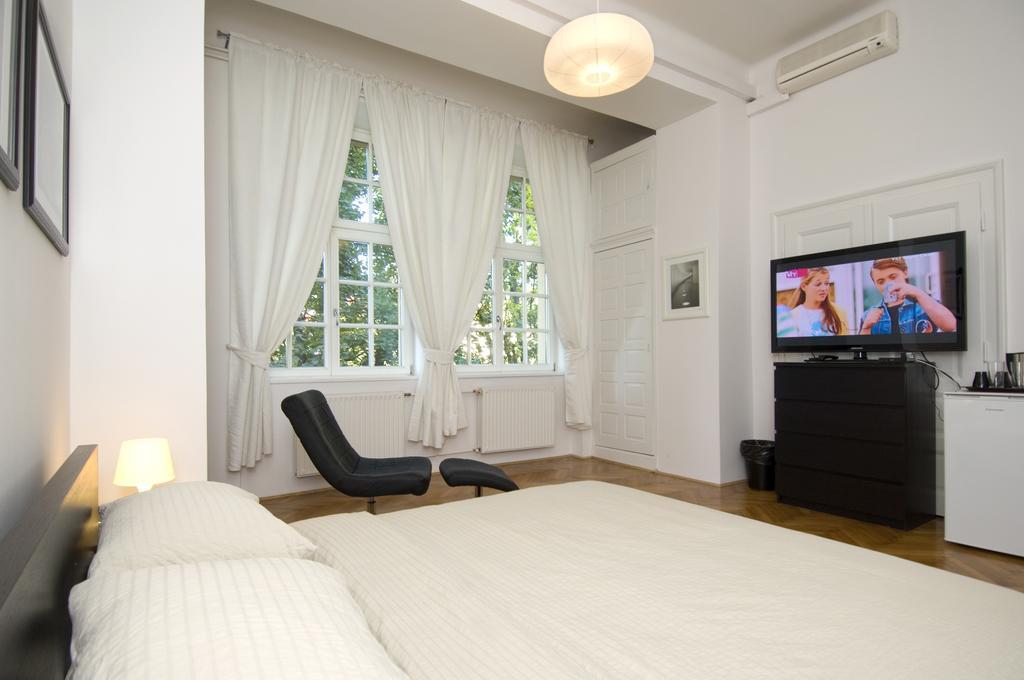 Galeria Rooms Ljubljana Rom bilde